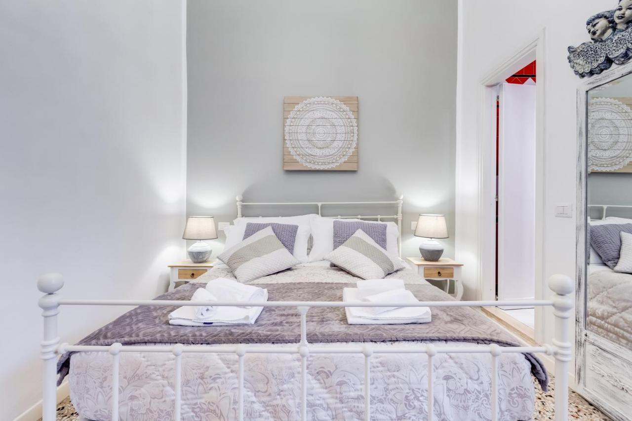 Trastevere Luxury โรม ภายนอก รูปภาพ